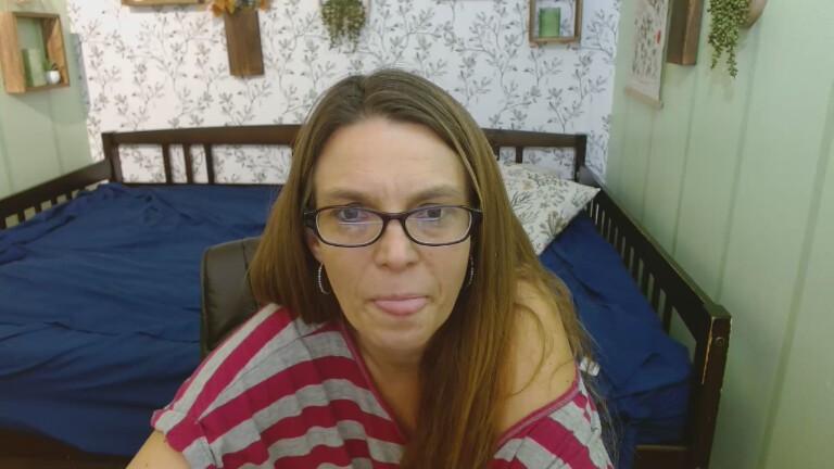 GeminiLoveXO's Streamate show and profile