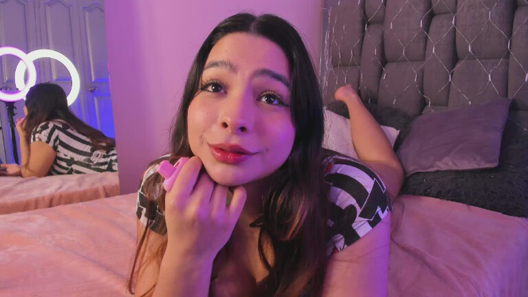 AnnaWhhitte's Streamate show and profile