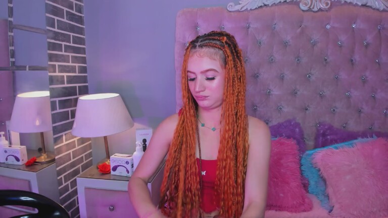 AdelaineBestt's Streamate show and profile