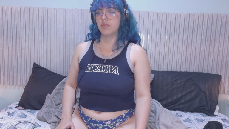 EliFlores's Streamate show and profile