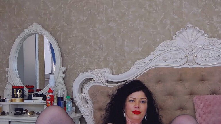 NataliaRed's Streamate show and profile