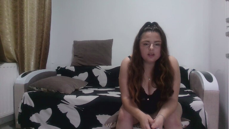 CORIYNE's Streamate show and profile