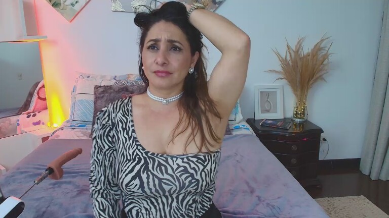 switlacey's Streamate show and profile