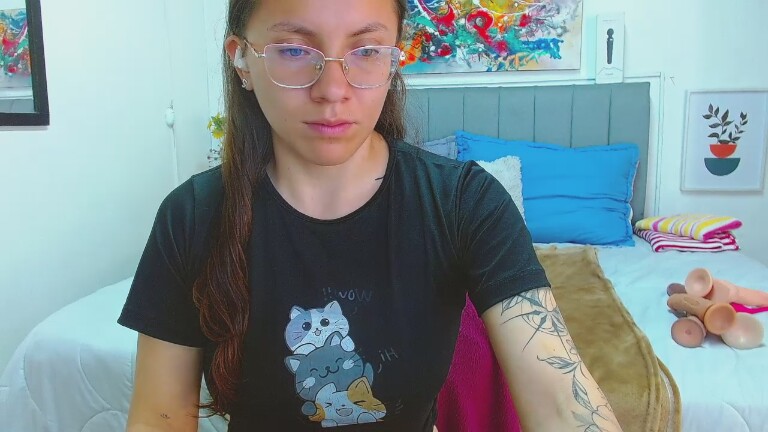 Lucia_s's Streamate show and profile