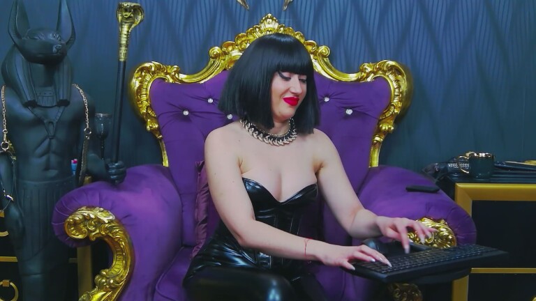 LaraMaeve's Streamate show and profile