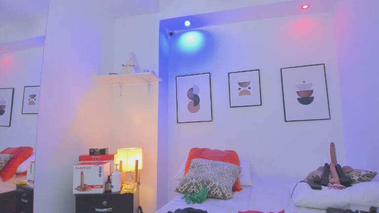 IsabelOrtega's Streamate show and profile