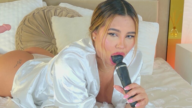 NataScott's Streamate show and profile